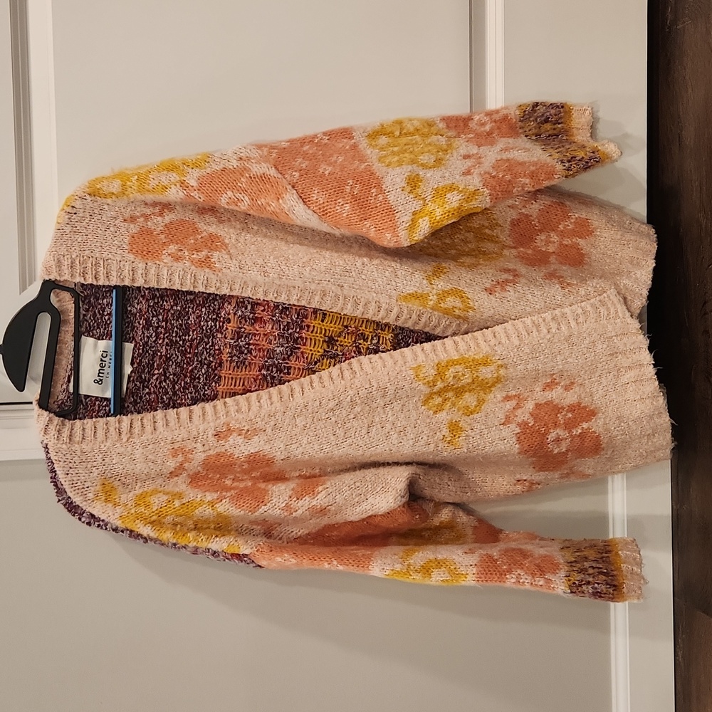 &Merci cardigan sweater - peachy patterned size medium